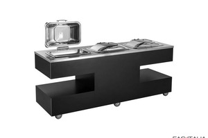 Banco buffet equipaggiato con tre chafing dish