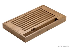 Tagliere antibriciole in bamboo Tagliere antibriciole in bamboo